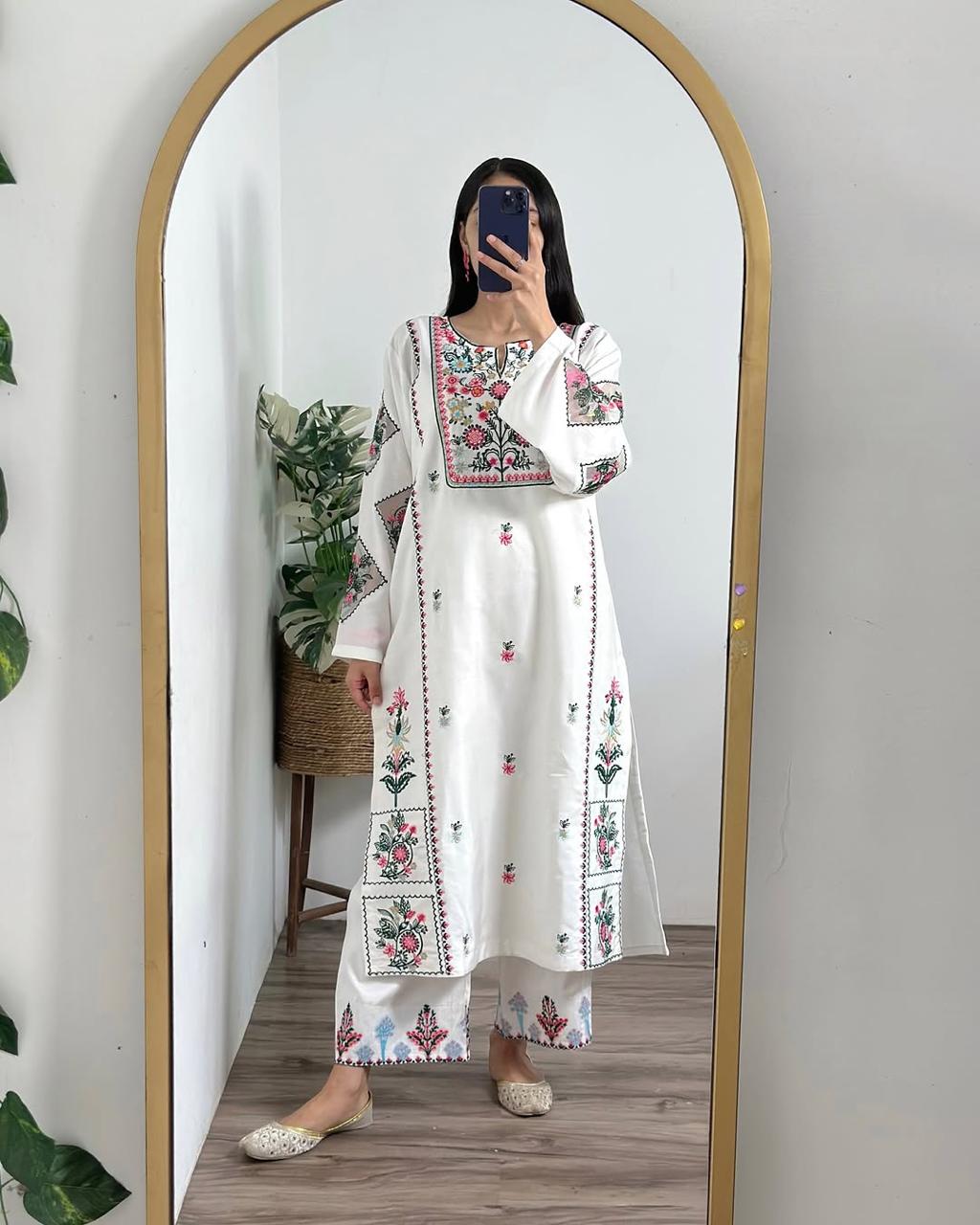 VIOLET LAWN EMB 2PC
