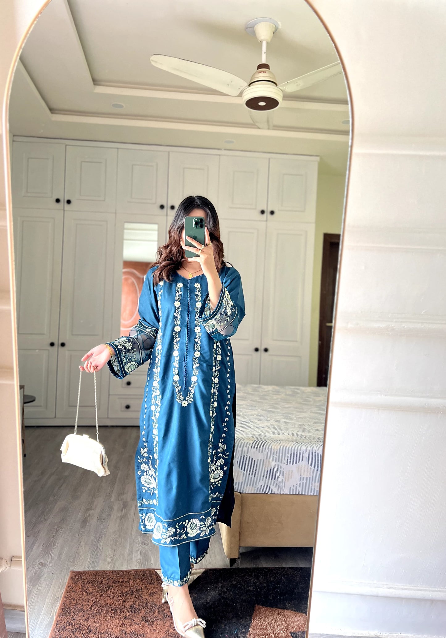 Saher embriodered long length