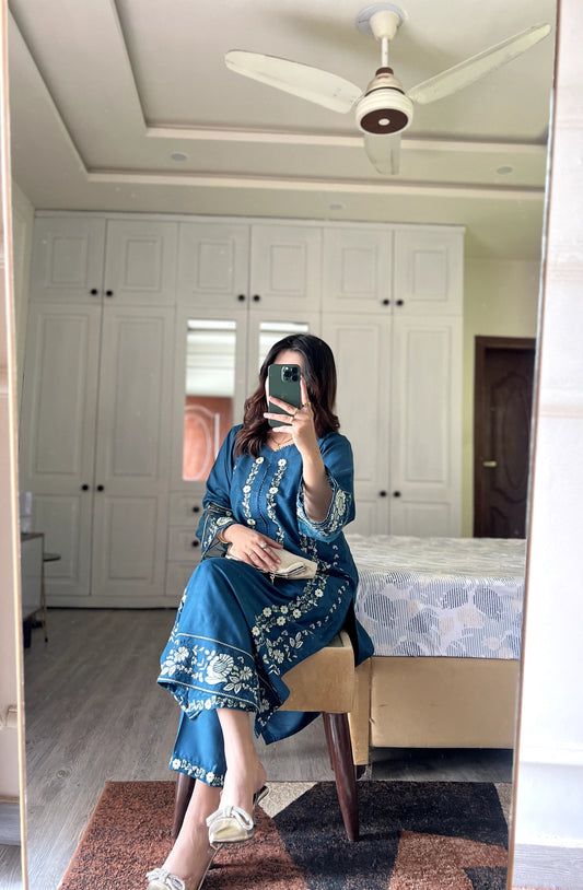 Saher embriodered long length