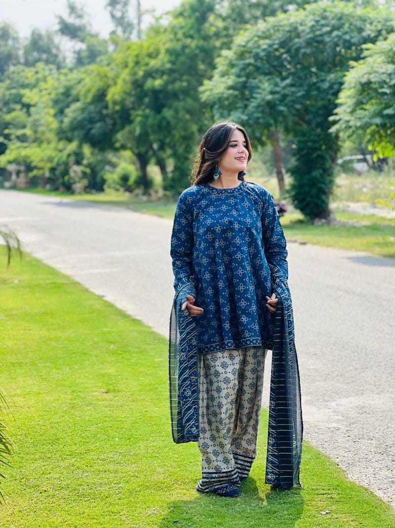 BERRY 3PC SUIT WITH FARSI SALWAR