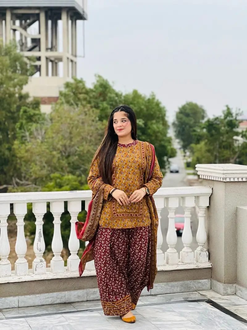 GULNAAR 3PC SUIT WITH FARSHI SALWAR